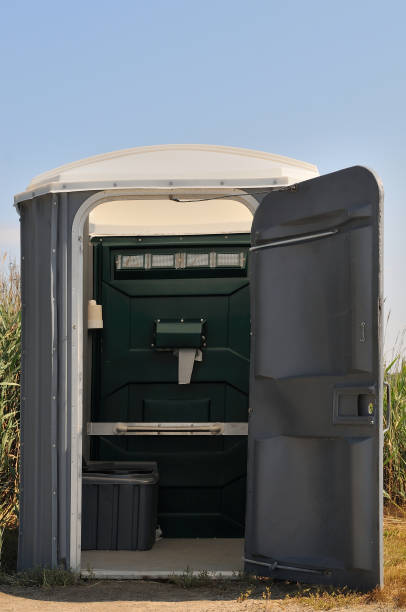 Best Portable toilet rental cost  in Cayuga, IN